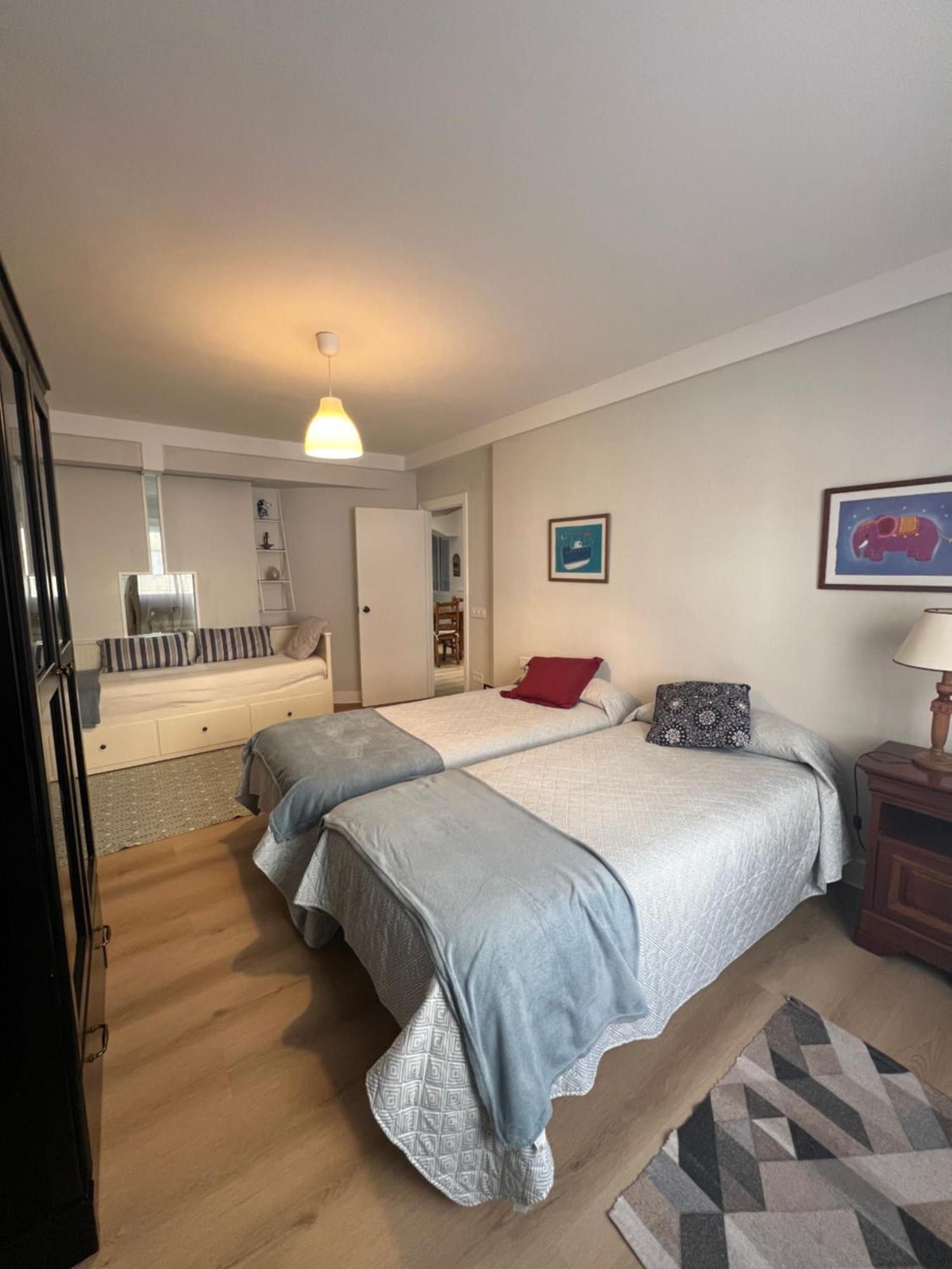 Goieta Apartment Bilbao Luaran gambar